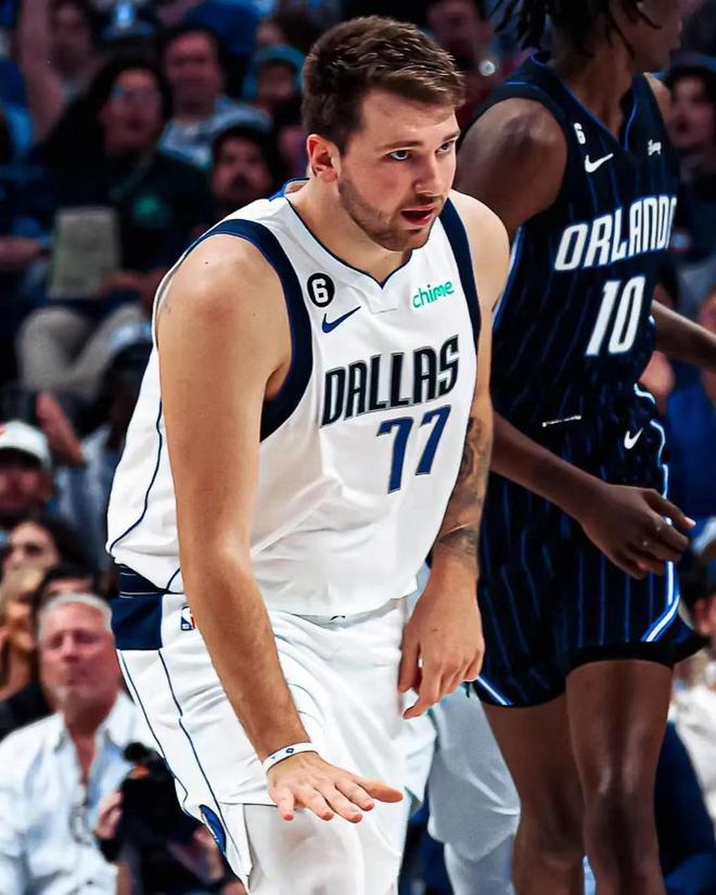 纽卡斯尔通 纽卡斯尔通